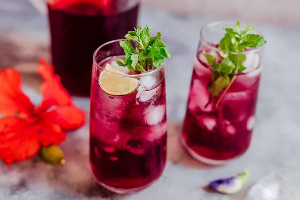 Beba esse SUCO NATURAL para desinchar e PERCA a BARRIGA em poucos dias